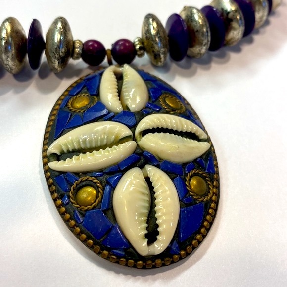 Authentic African Cowrie Shell Necklace - Picture 3 of 4